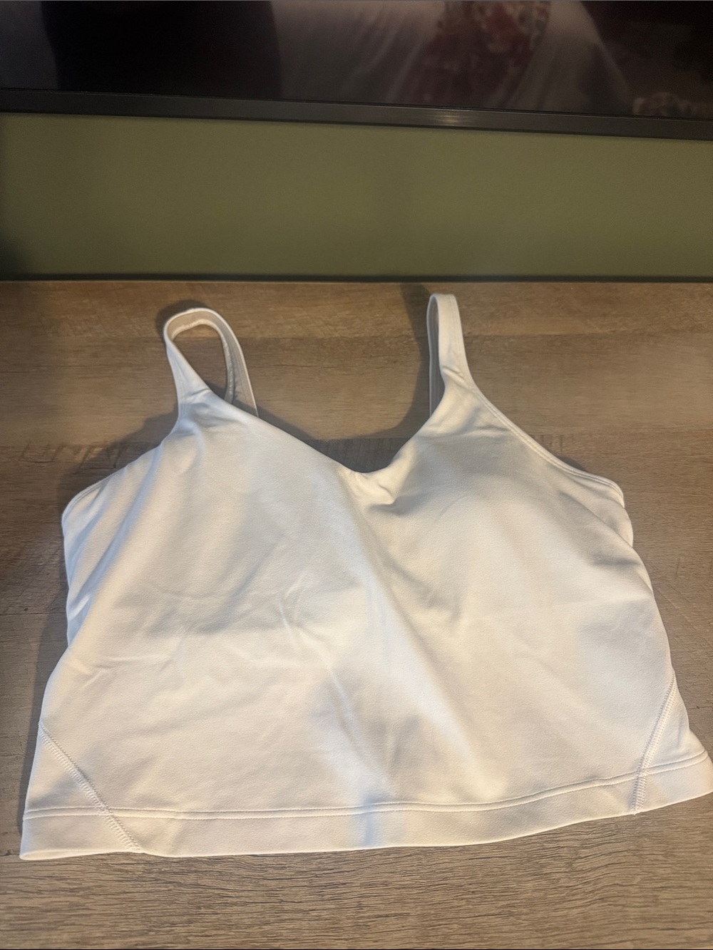Women’s White lululemon Align tank